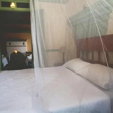 Guest house Karnayo