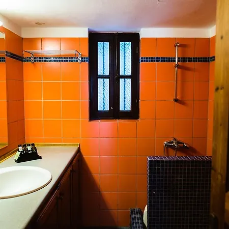 Karnayo Guest house Megisti