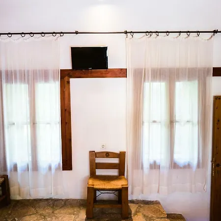 Guest house Karnayo 2*